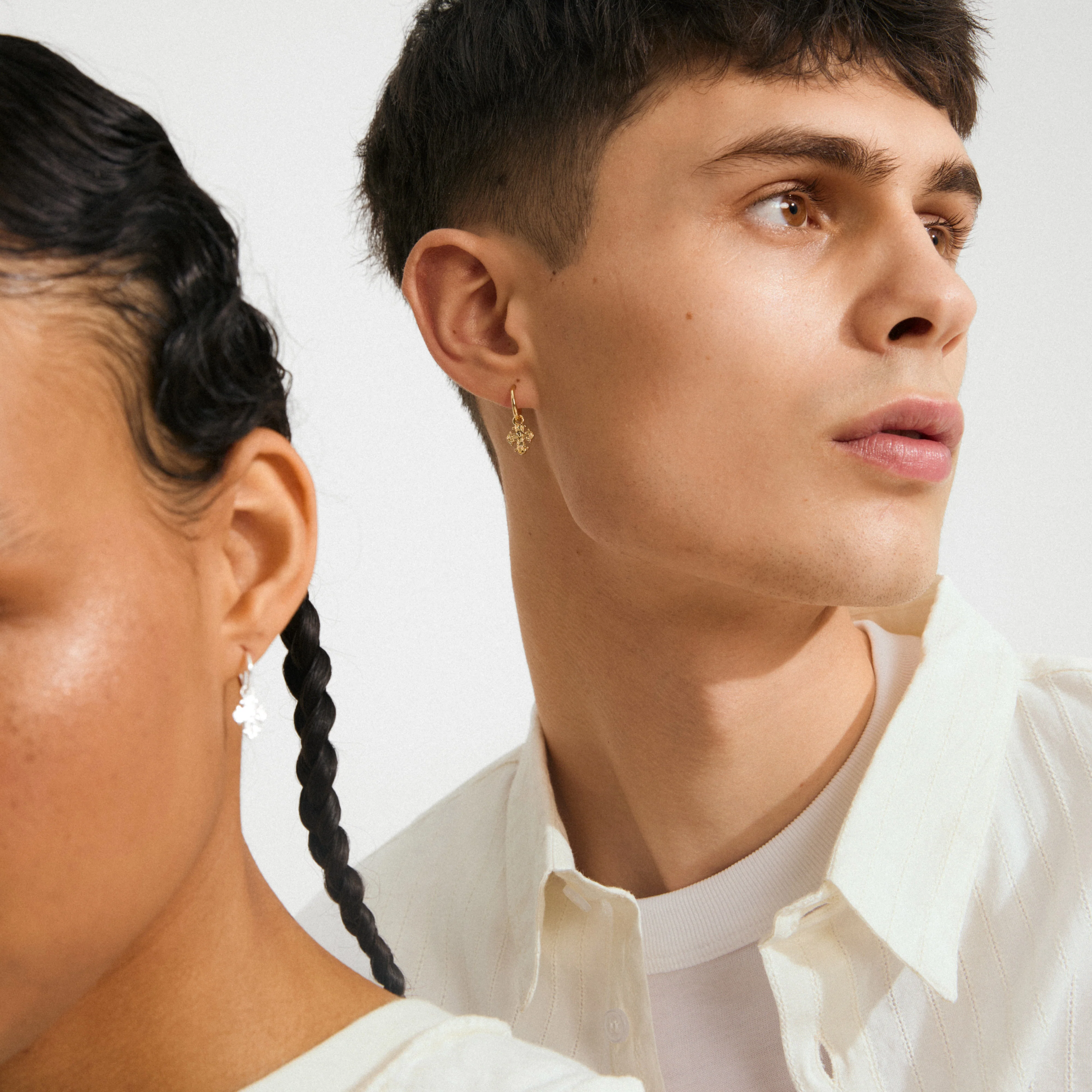 DAGMAR huggie hoop earrings silver-plated - Image 2