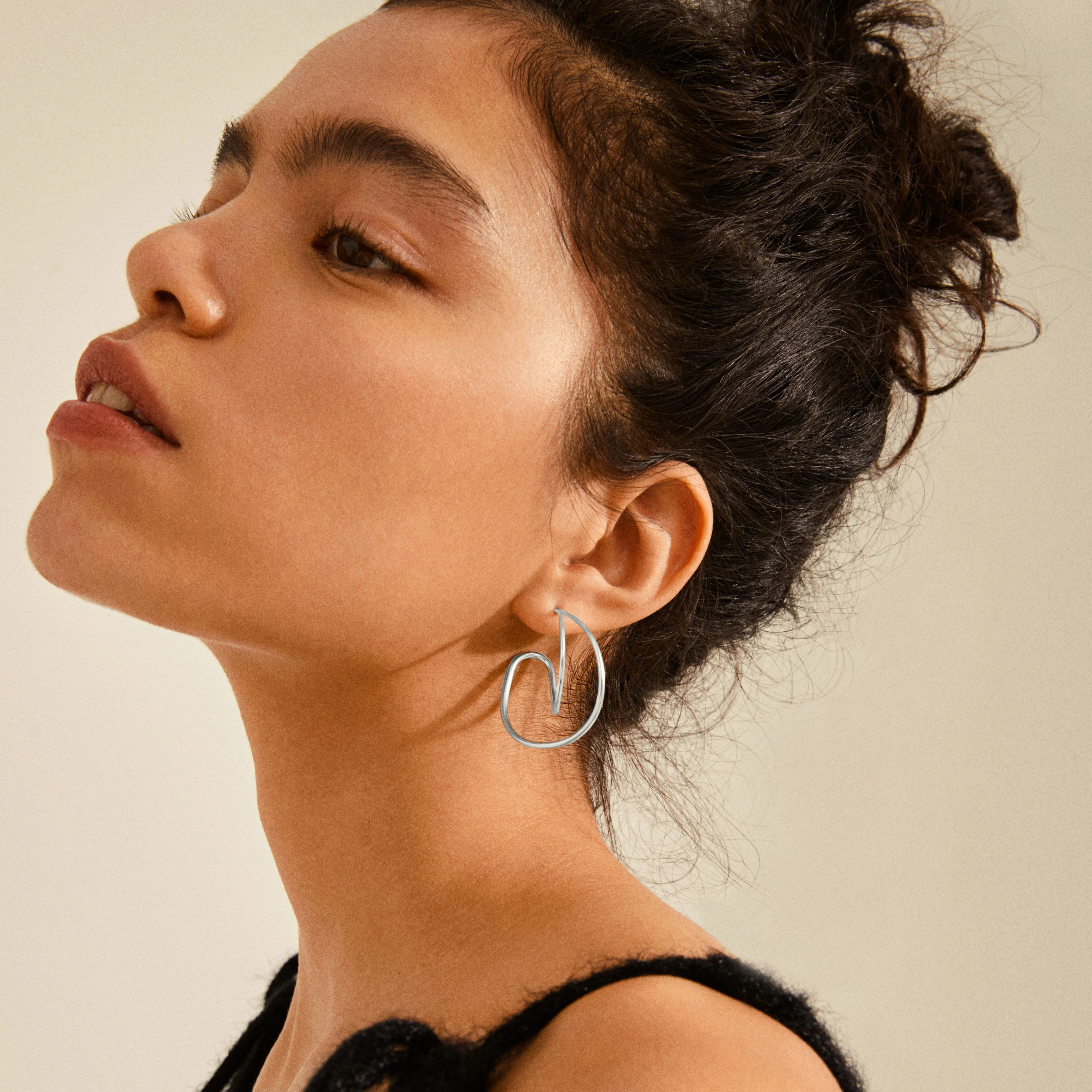 MILLER graphic statement earrings silver-plated - Image 3