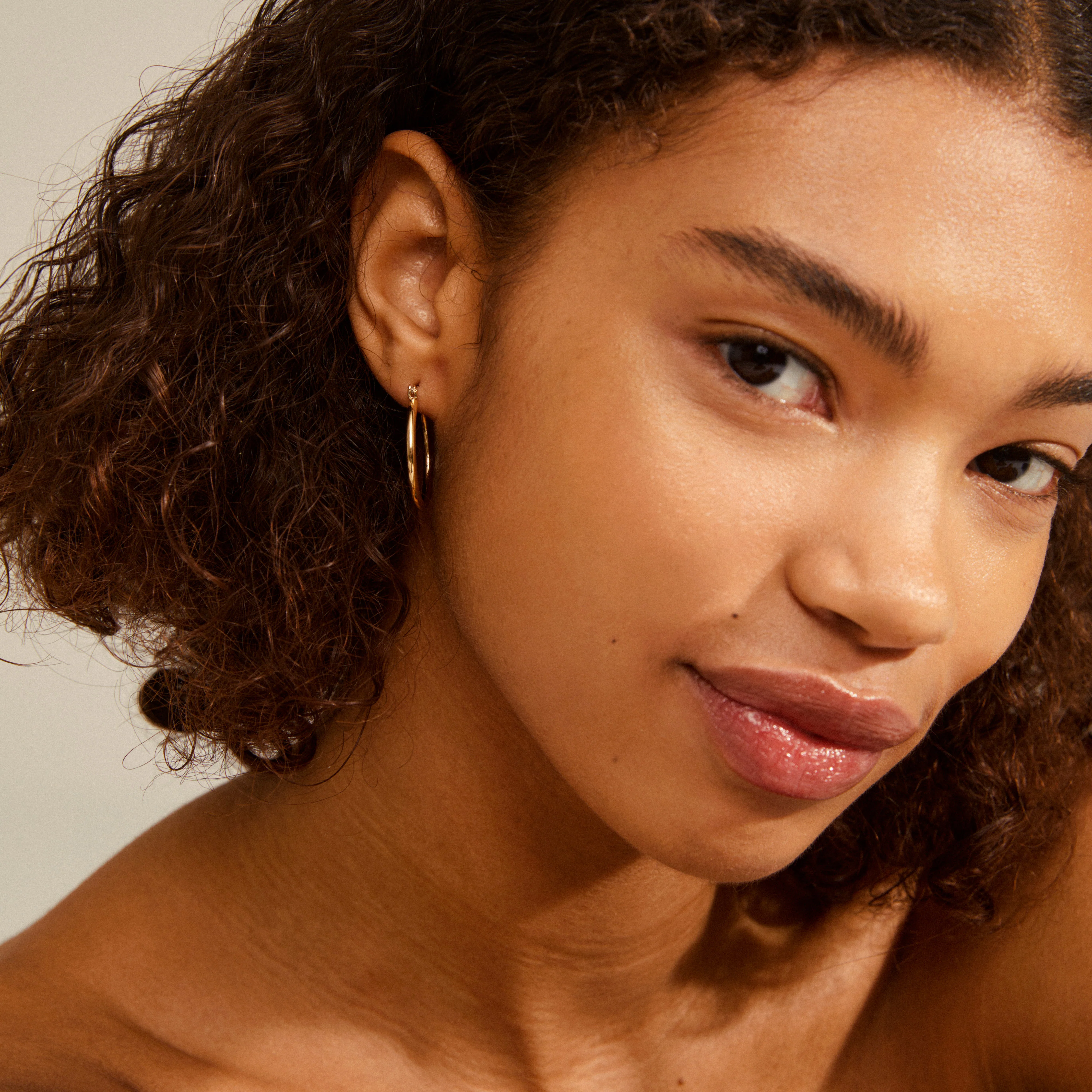 LAYLA medium hoop earrings gold-plated - Image 3