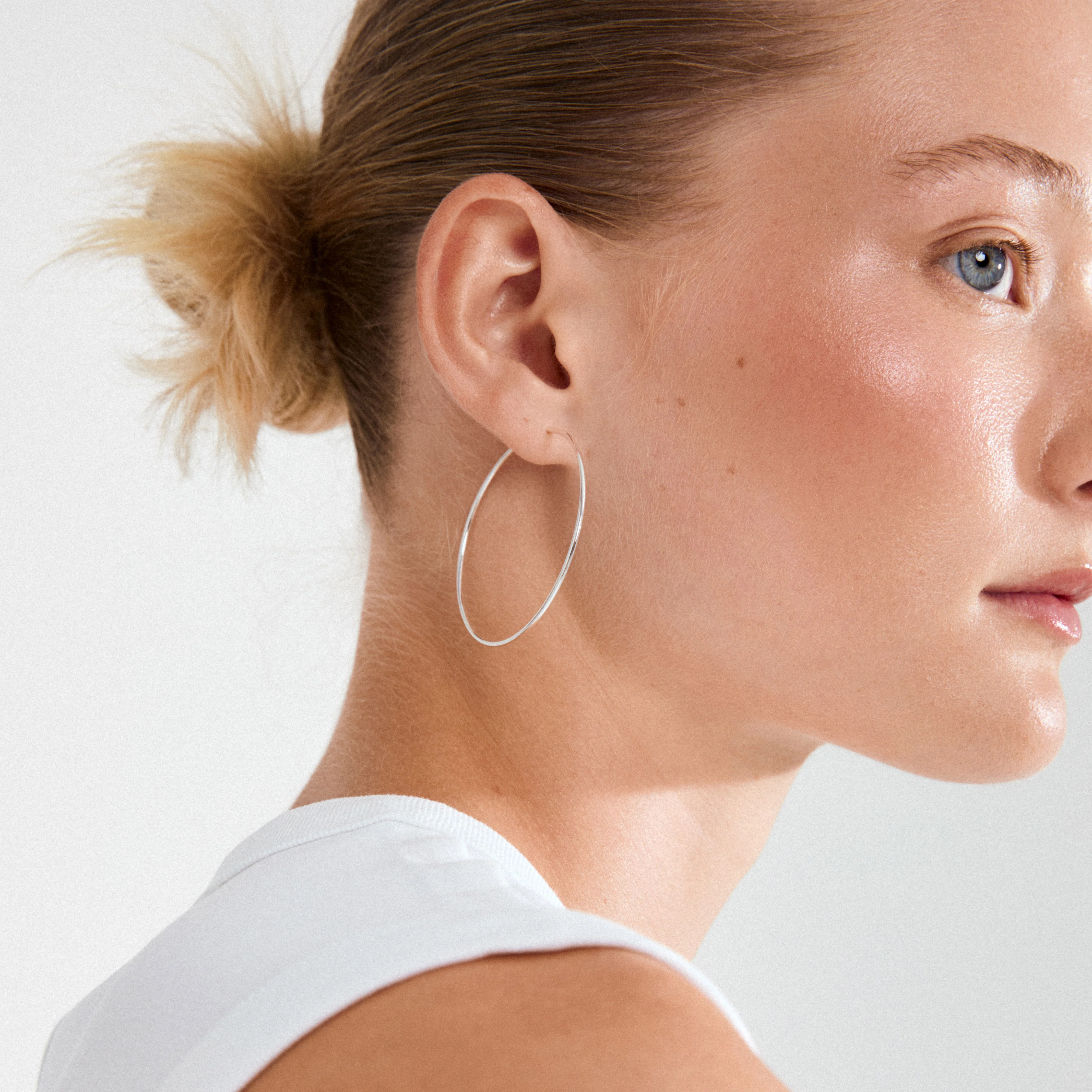 SANNE large hoop earrings silver-plated - Image 3