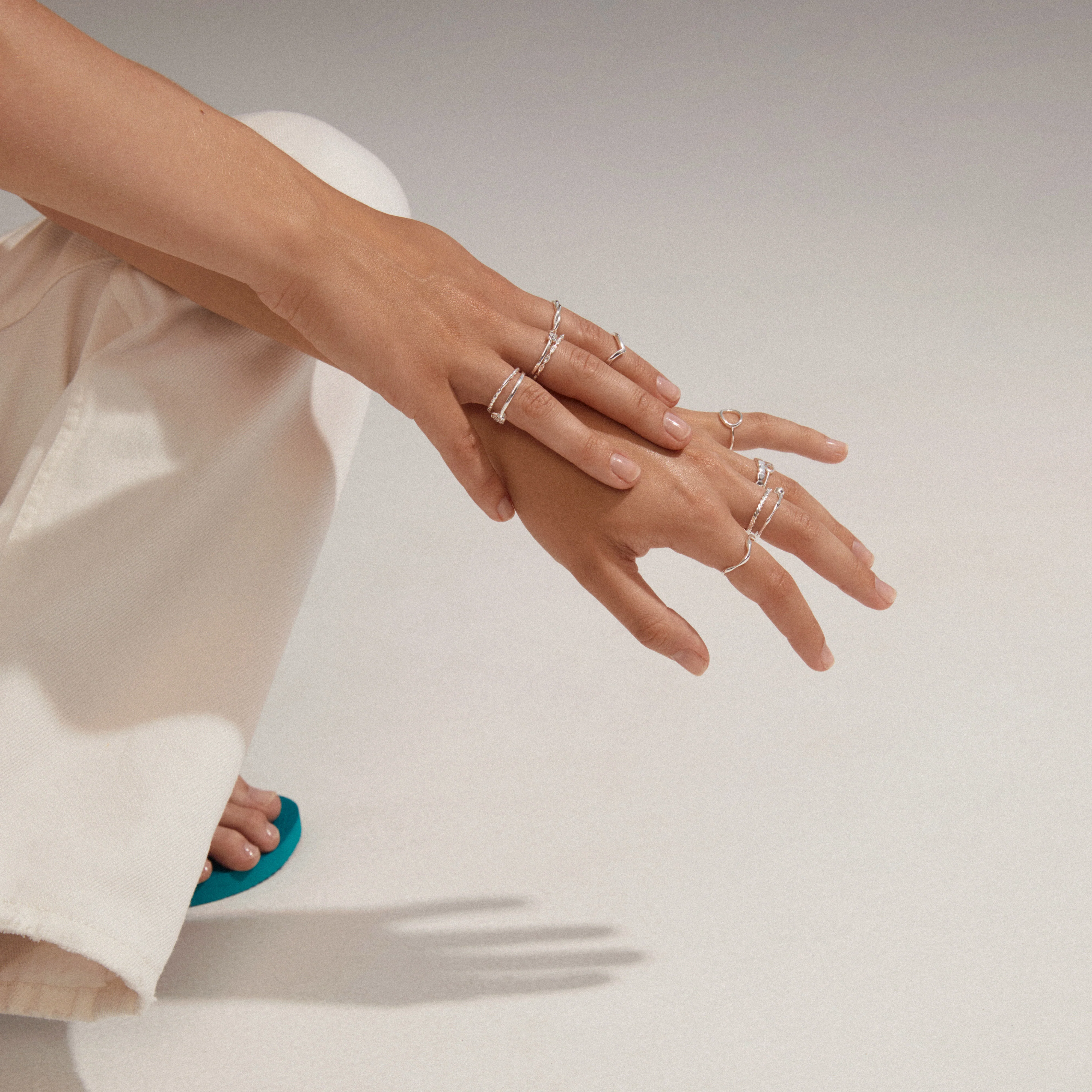 LULU organic shaped stack ring silver-plated - Image 4