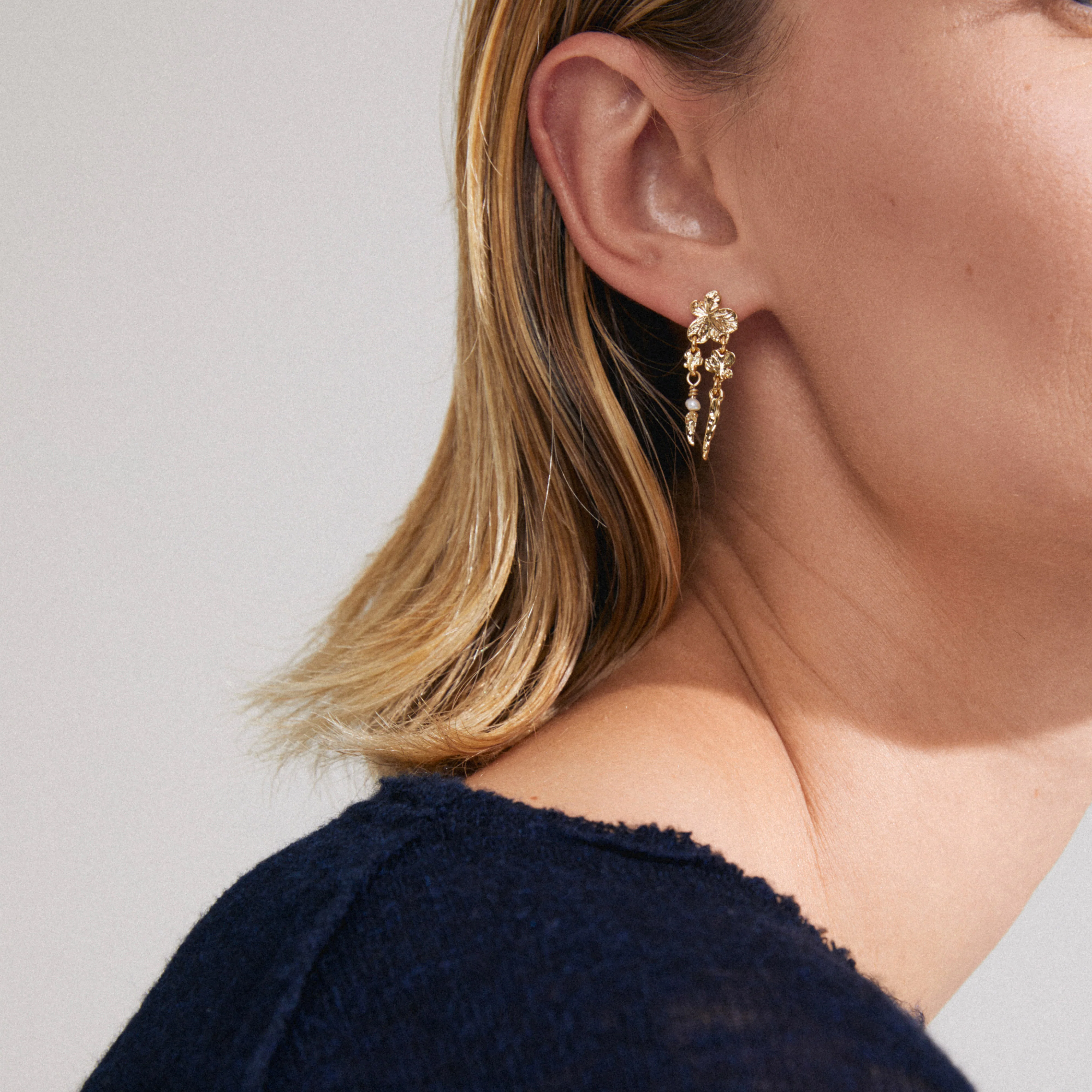 ZHURI earrings gold-plated - Image 2