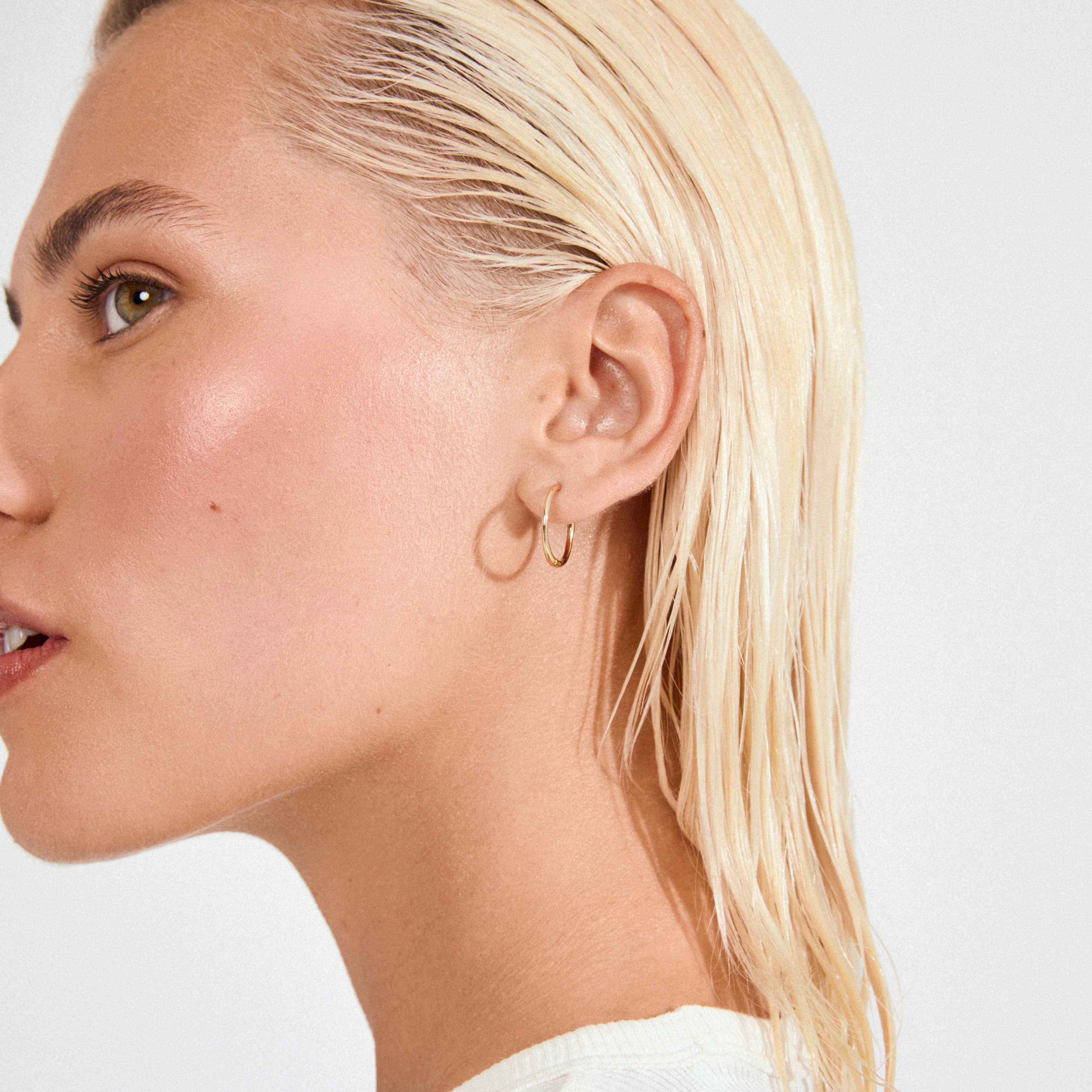 EANNA medium hoops gold-plated - Image 2
