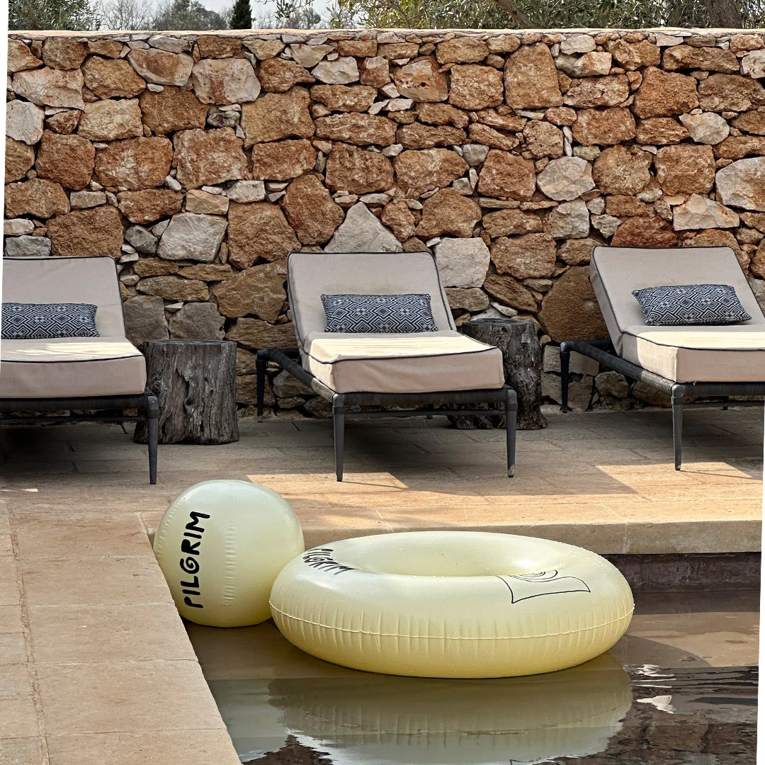 Beach Ball, 50 cm, offwhite with Pilgrim Logo - Image 6