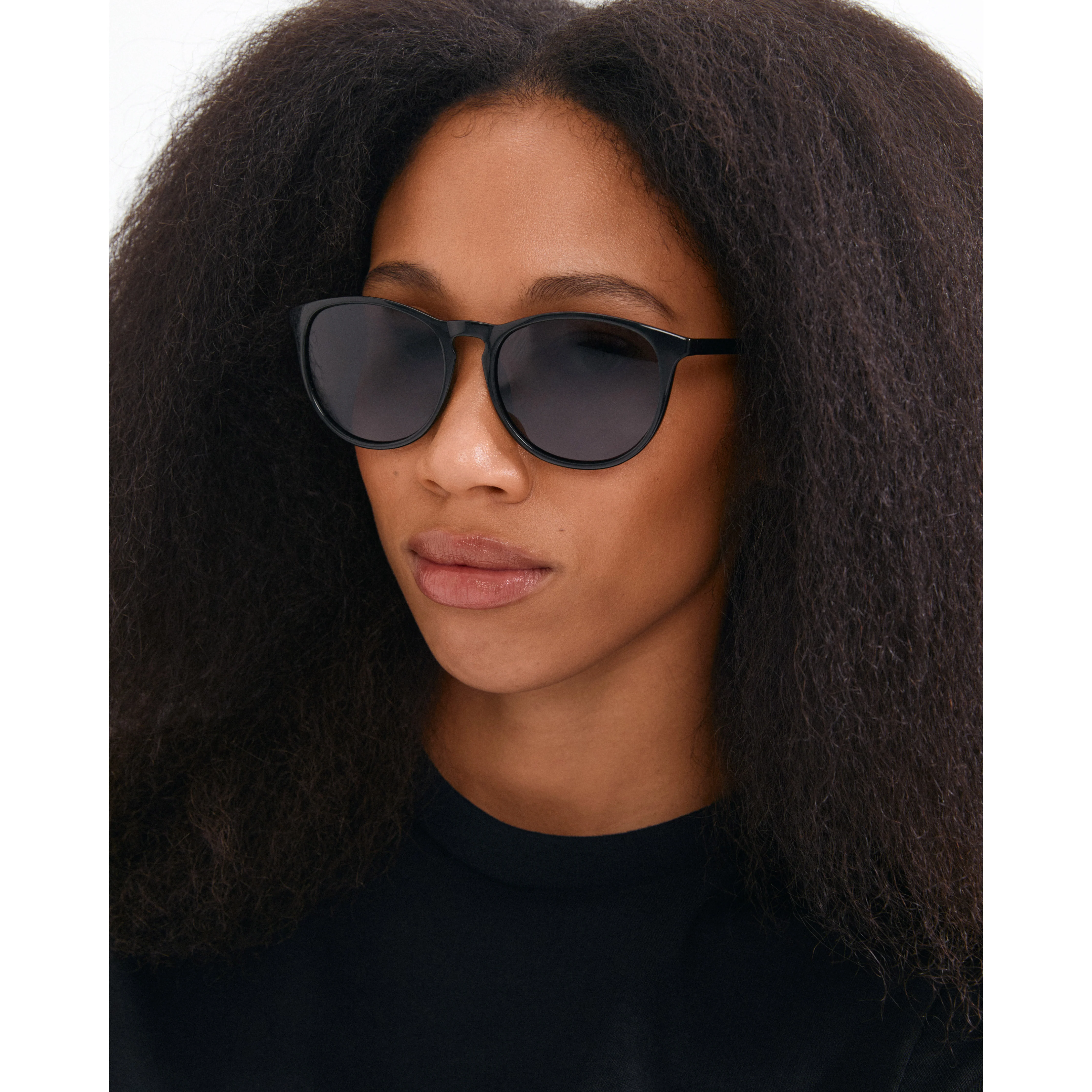 CAMILLA light frame sunglasses black - Image 3