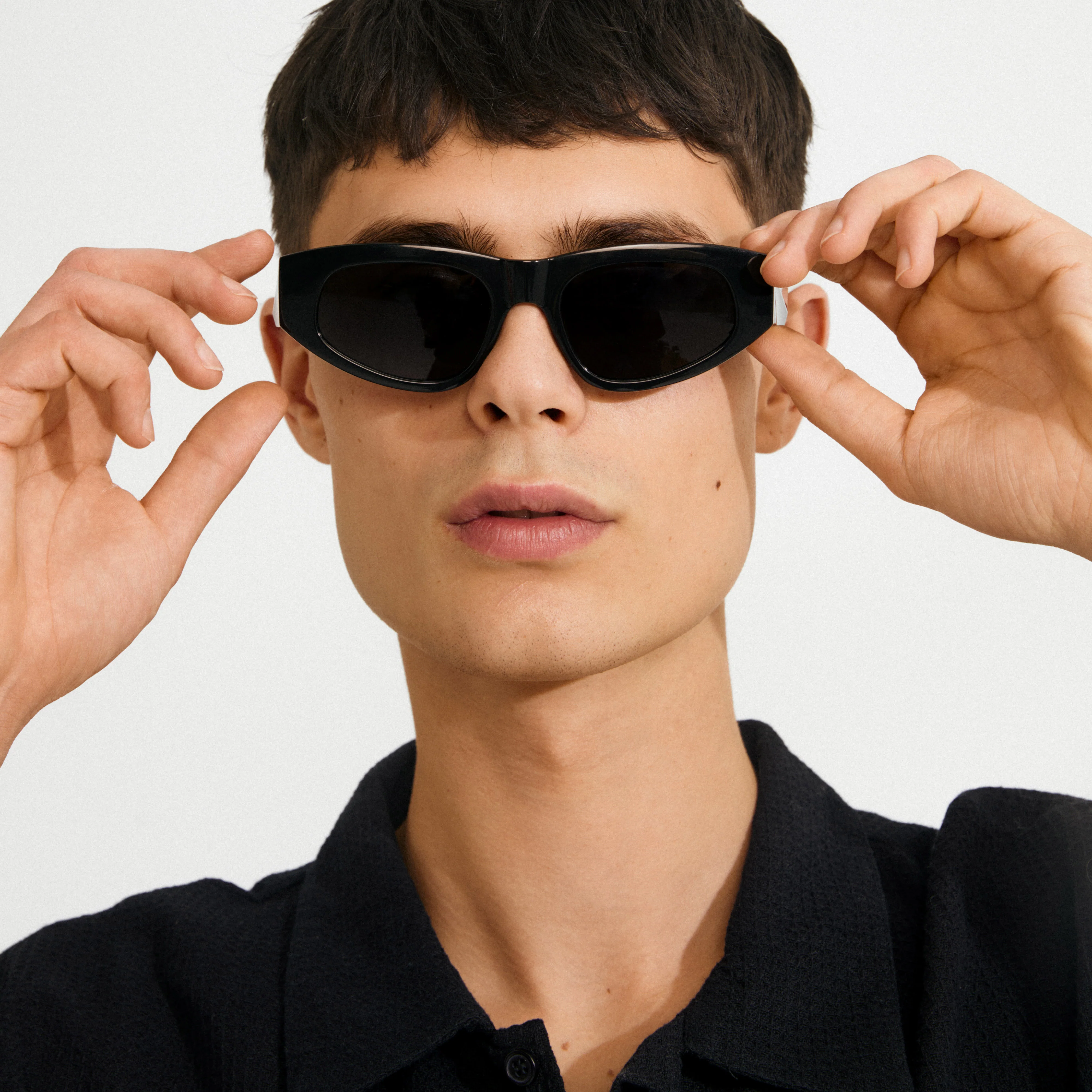 JUNIE sunglasses black - Image 4
