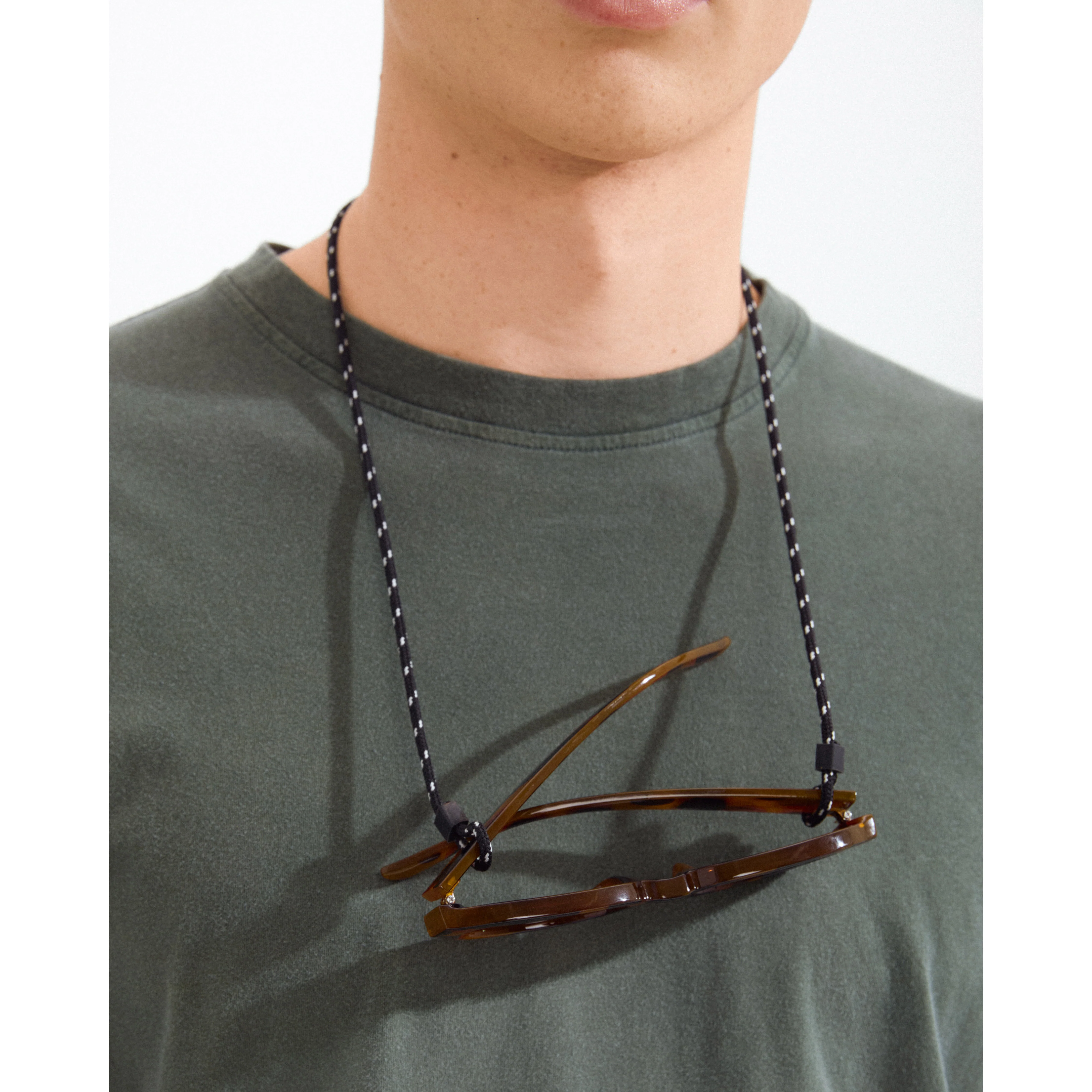 White para-cord for sunglasses - Image 6